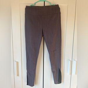 Agnes and Dora slacks / leggings / jeggings with mesh panels - like new